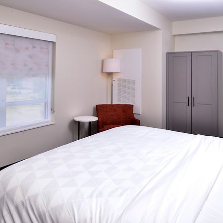 Holiday Inn & Suites - Farmington Hills - Detroit Nw By Ihg Extérieur photo