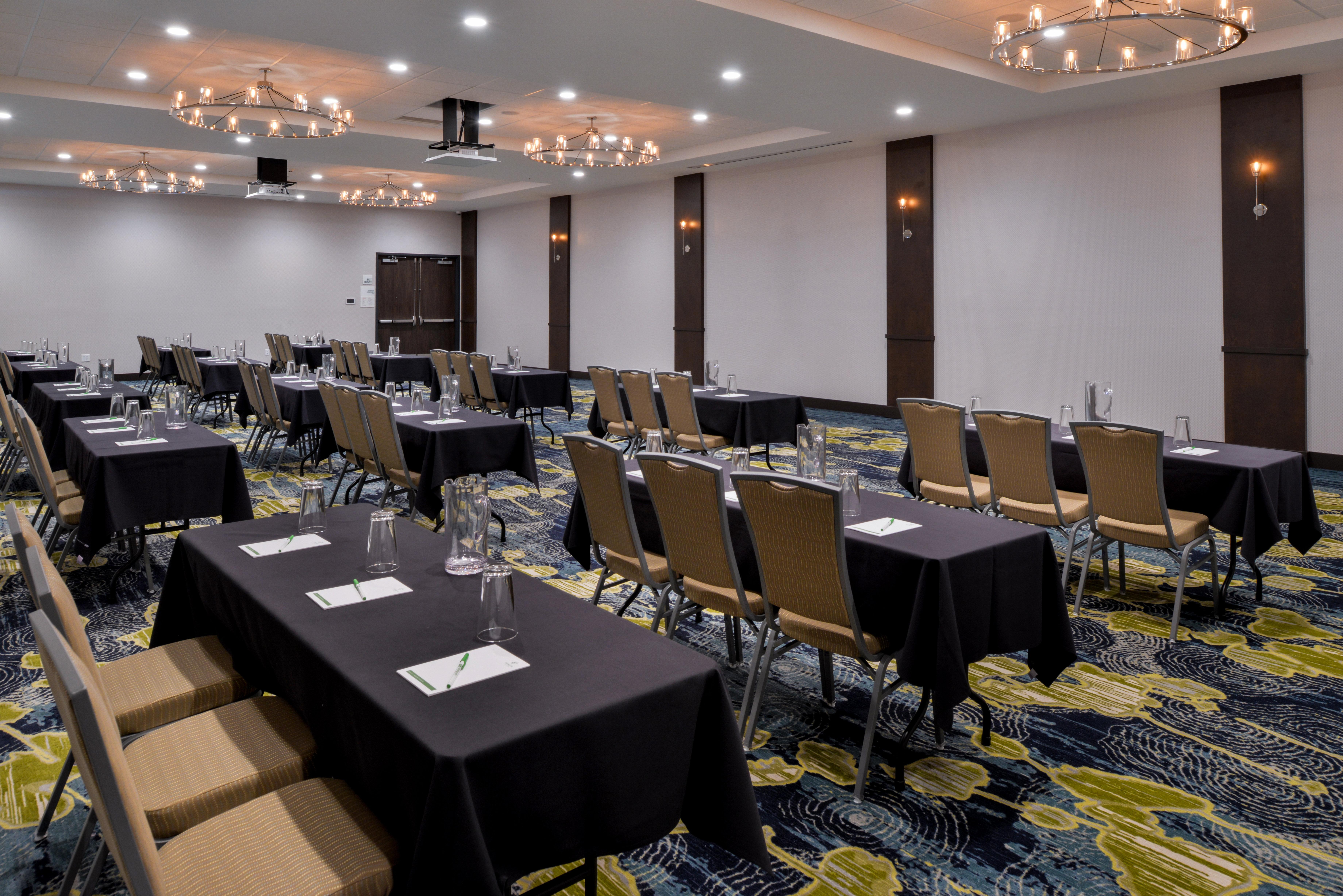 Holiday Inn & Suites - Farmington Hills - Detroit Nw By Ihg Extérieur photo