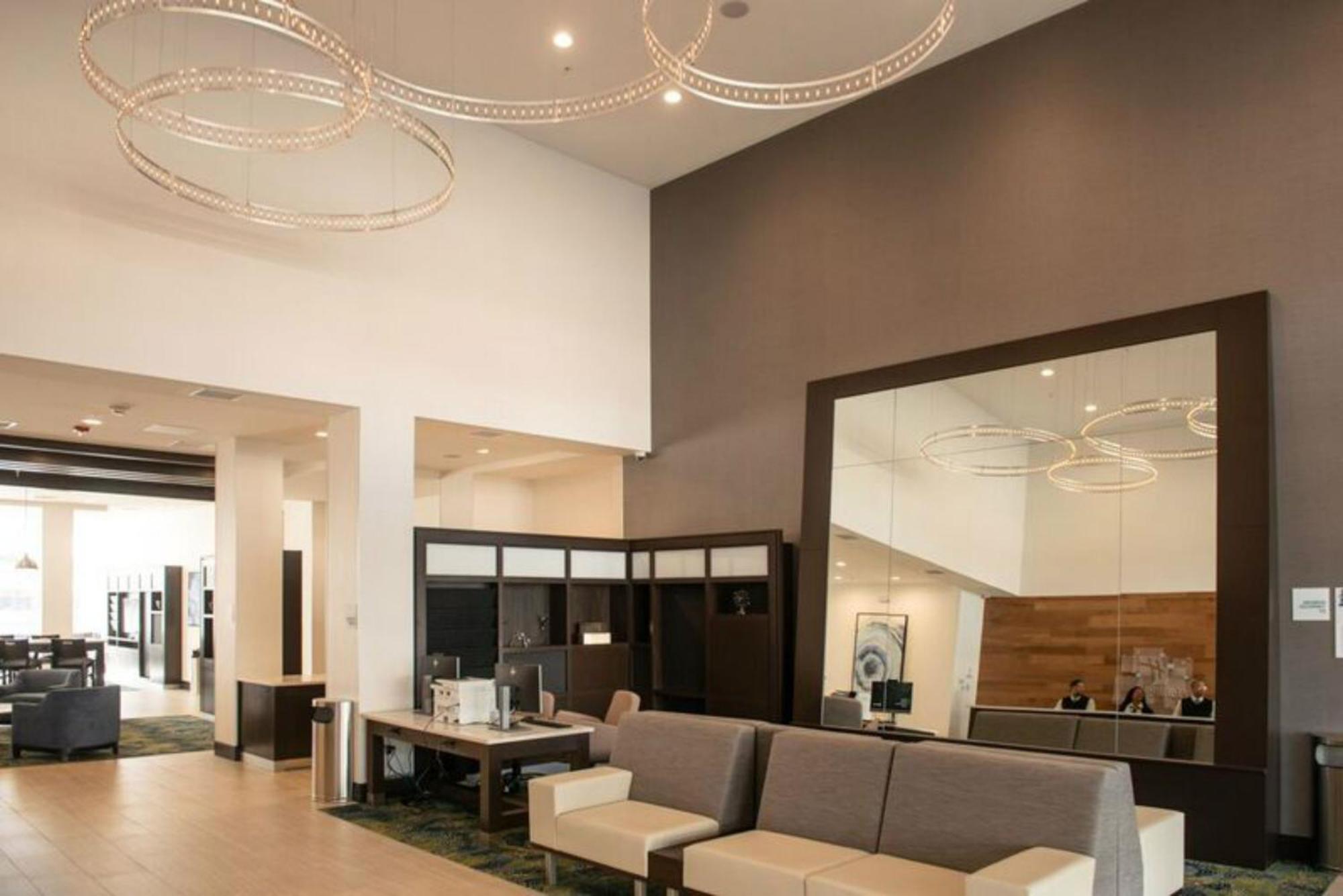 Holiday Inn & Suites - Farmington Hills - Detroit Nw By Ihg Extérieur photo