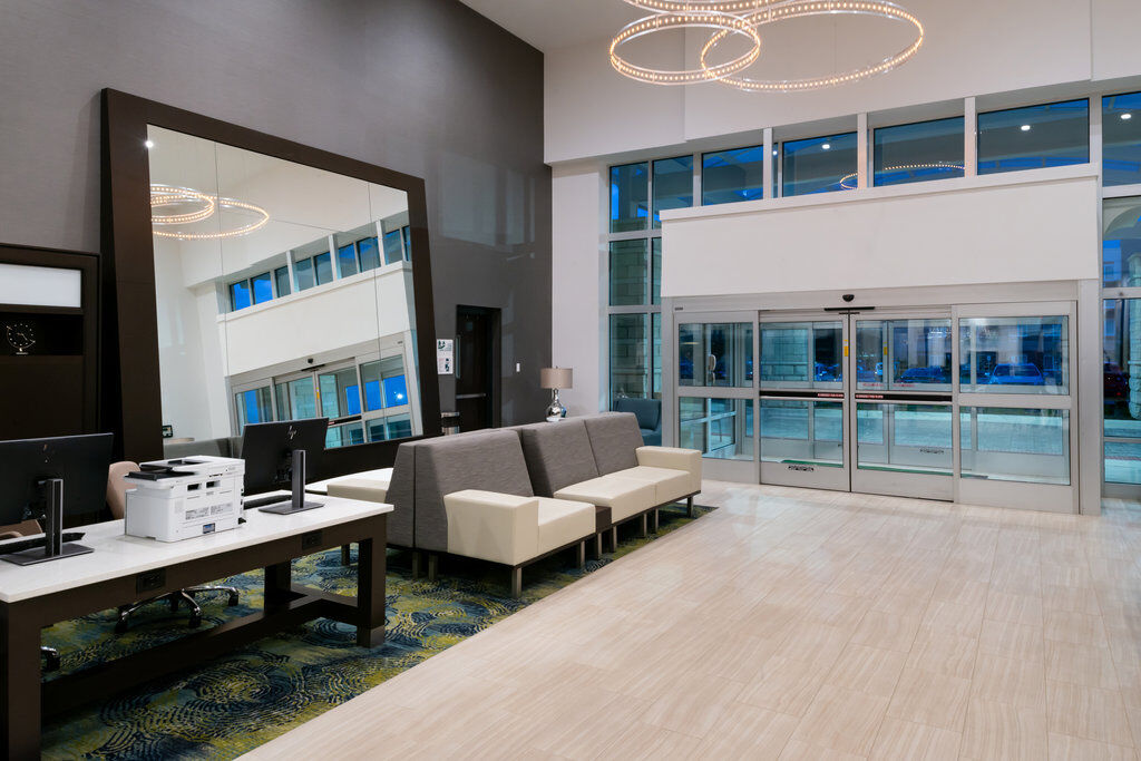 Holiday Inn & Suites - Farmington Hills - Detroit Nw By Ihg Extérieur photo
